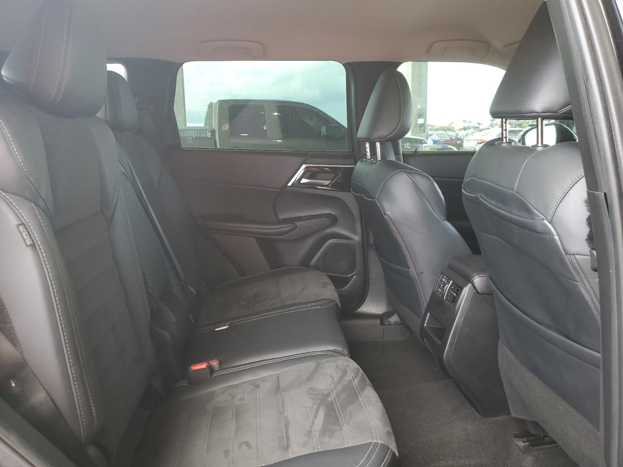2023 Mitsubishi Outlander Se VIN: JA4J4UA80PZ053589 Lot: 83873125