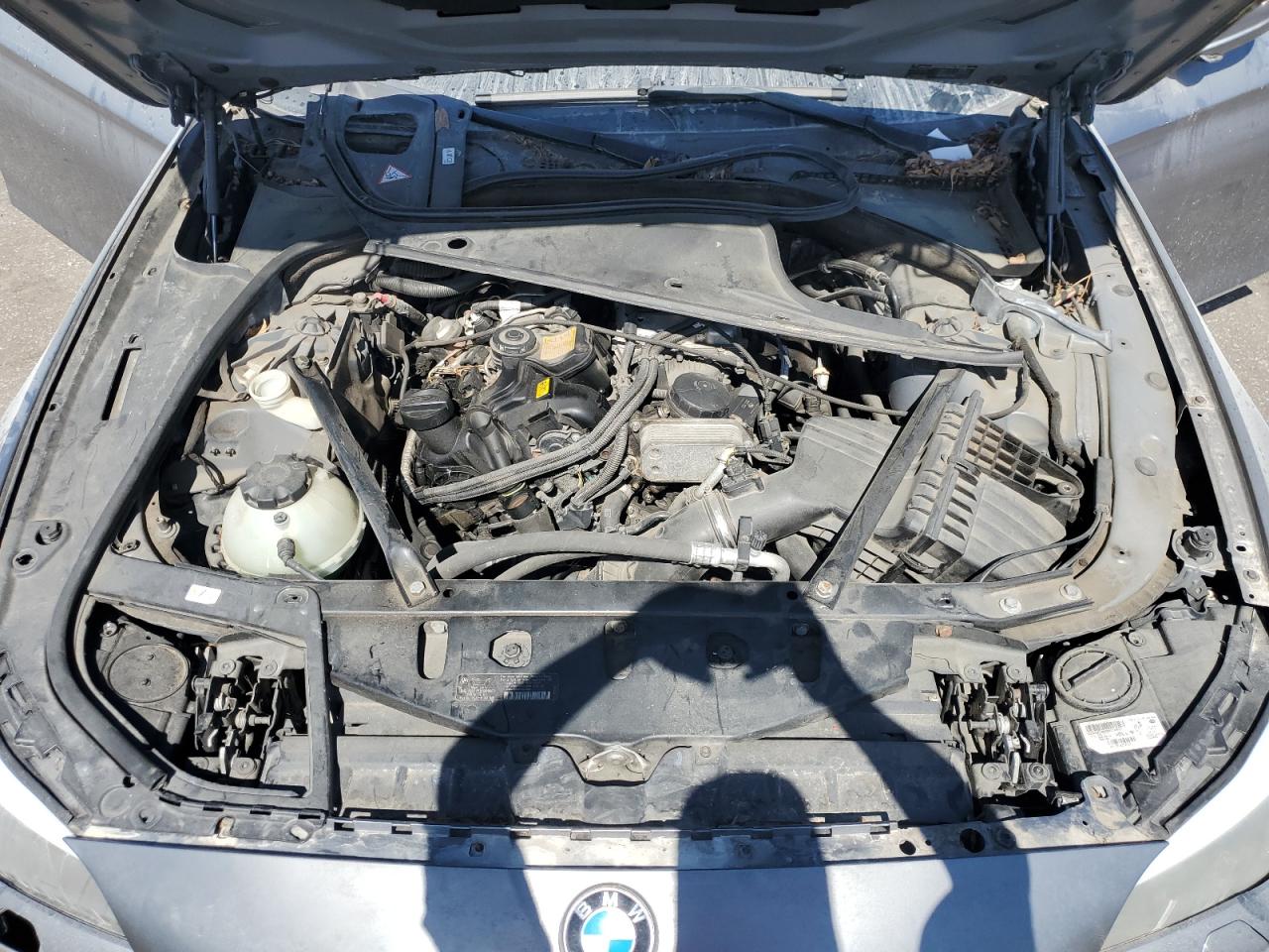2013 BMW 528 Xi VIN: WBAXH5C54DD113585 Lot: 83835875