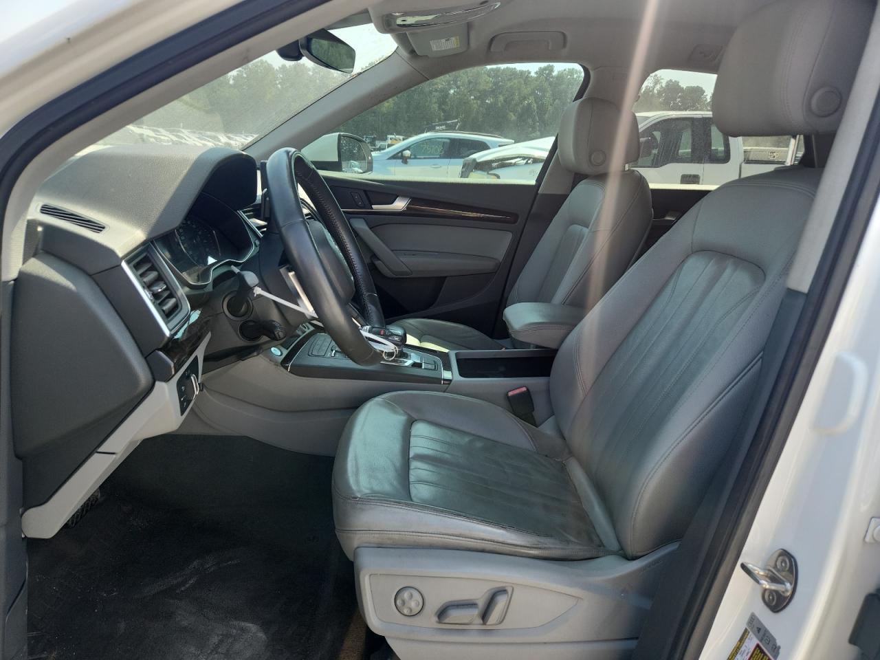 2019 Audi Q5 Premium VIN: WA1ANAFY2K2110381 Lot: 80813075