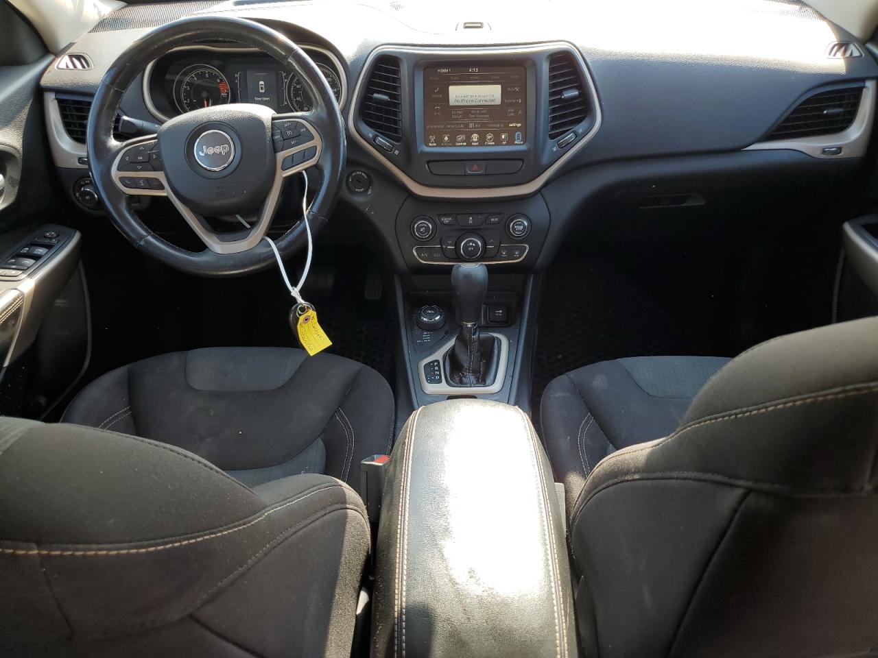 2017 Jeep Cherokee Latitude VIN: 1C4PJMCB9HW582009 Lot: 70942655