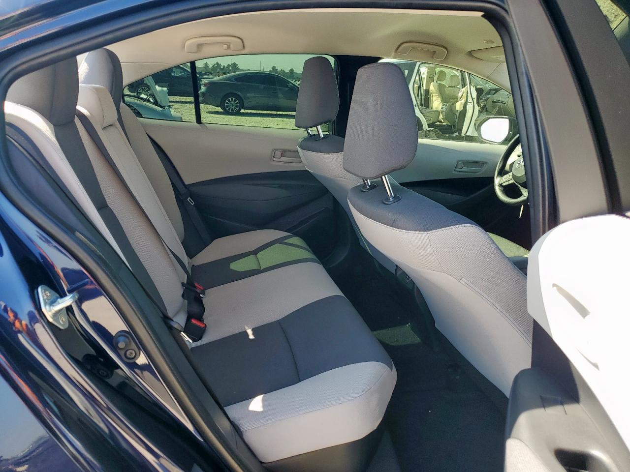 2025 Toyota Corolla Le VIN: JTDBCMFE1S3103004 Lot: 84262425