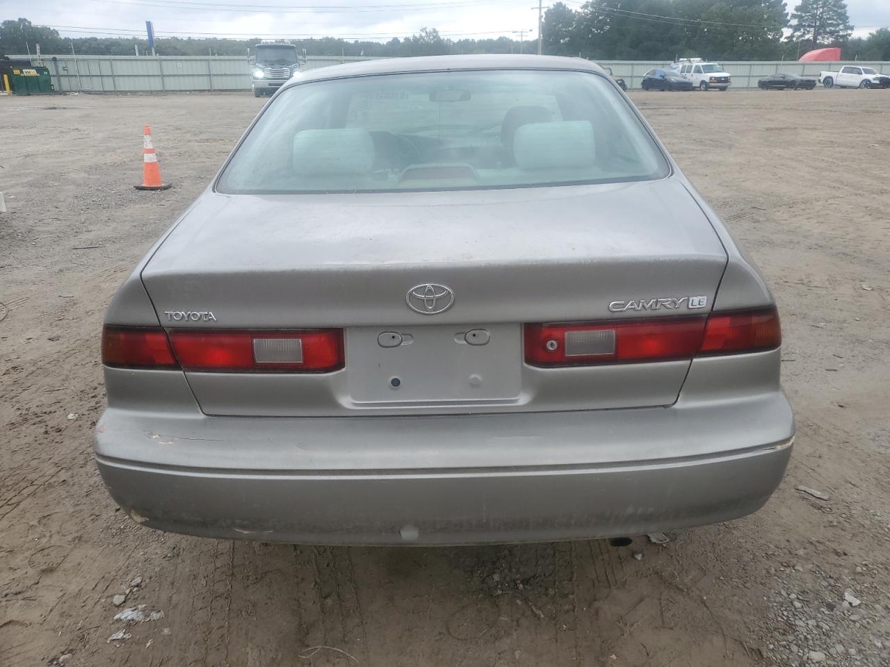 1999 Toyota Camry Ce VIN: 4T1BG22K1XU571462 Lot: 81683135
