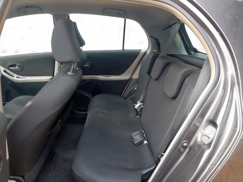 2011 TOYOTA YARIS T SPIRIT VVT-I 