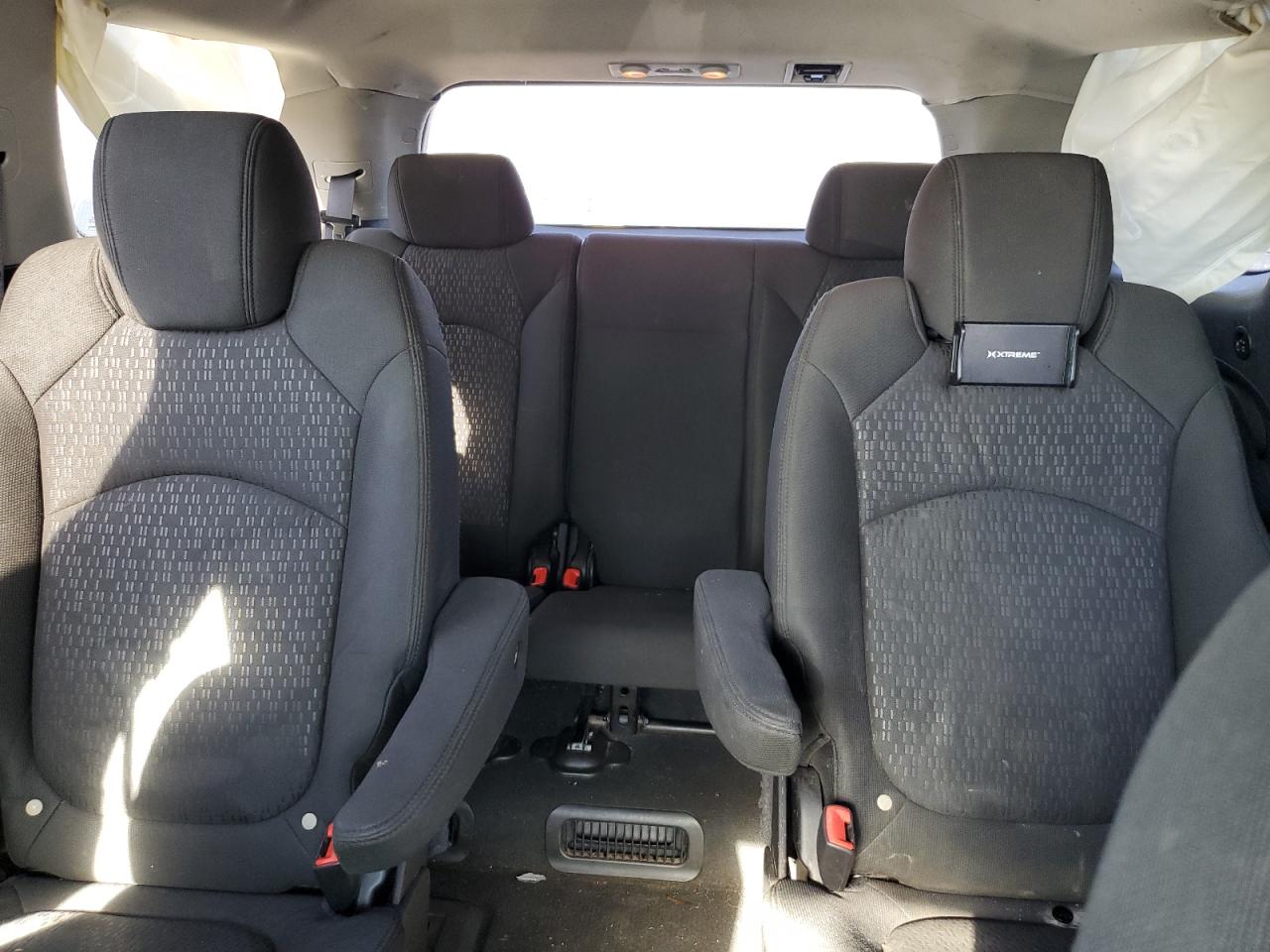 2007 GMC Acadia Sle VIN: 1GKEV13727J132739 Lot: 81871445