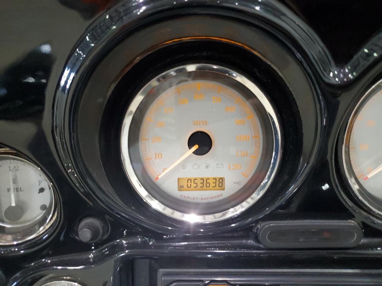 2011 Harley-Davidson Flhx VIN: 1HD1KB414BB670038 Lot: 81211575