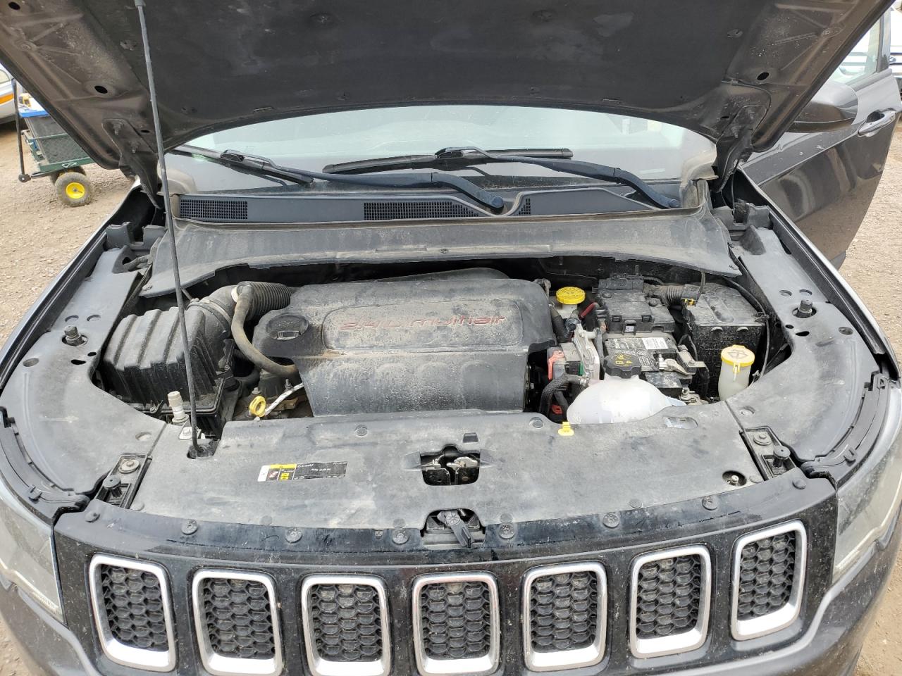 2018 Jeep Compass Latitude VIN: 3C4NJDBBXJT422922 Lot: 80458475