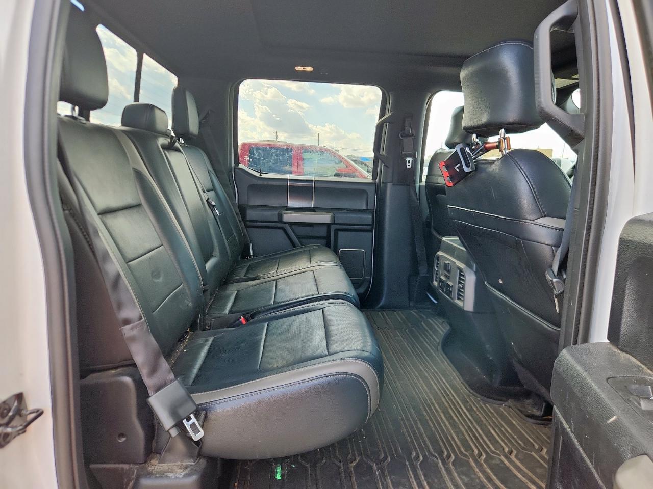 2017 Ford F150 Raptor VIN: 1FTFW1RG8HFC13172 Lot: 81556625