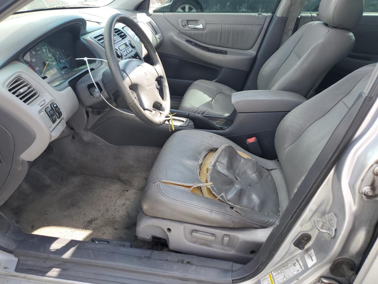 2002 Honda Accord Ex VIN: 1HGCG16592A075215 Lot: 81892355