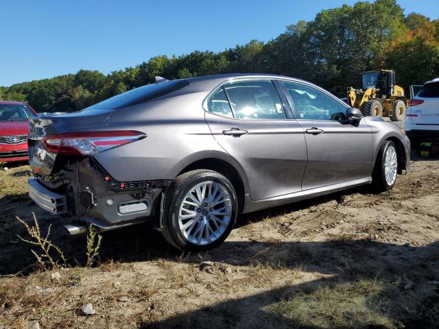  TOYOTA CAMRY 2019 Серый