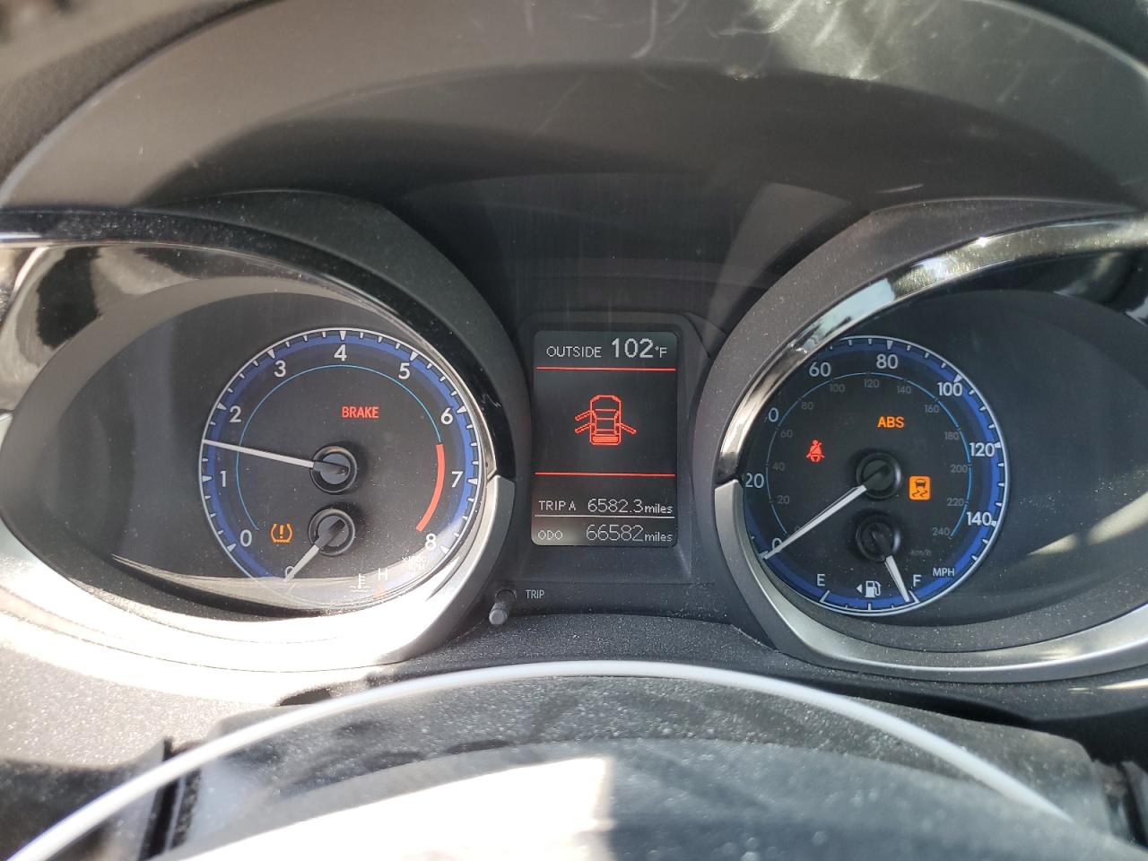 2014 Toyota Corolla L VIN: 5YFBURHE0EP026595 Lot: 81161455