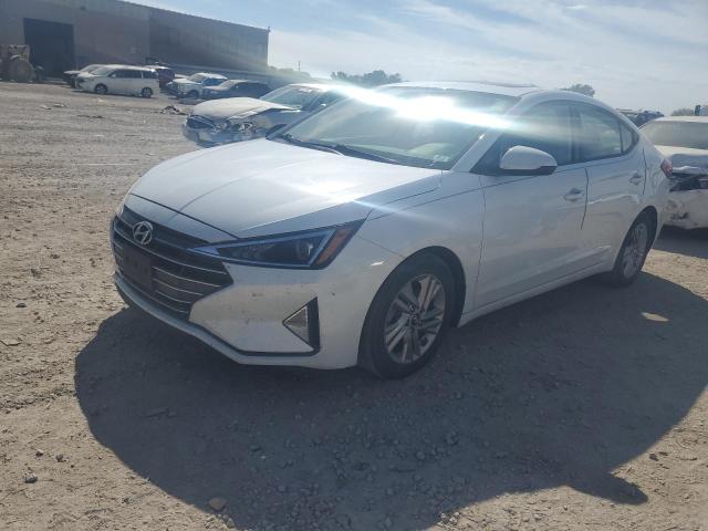  HYUNDAI ELANTRA 2019 Белы