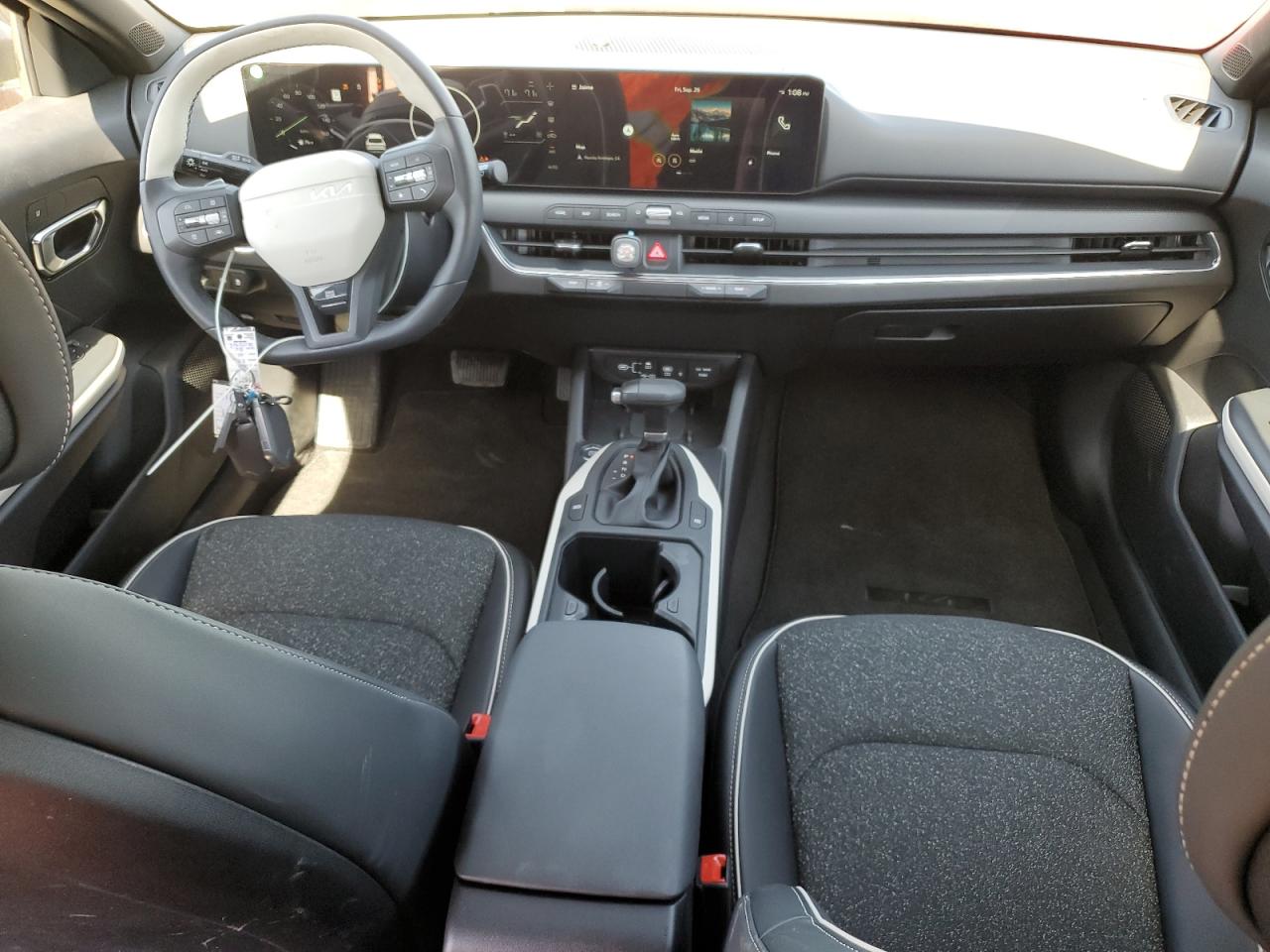 2025 Kia K4 Gt Line VIN: 3KPFW4DE1SE175468 Lot: 83868525