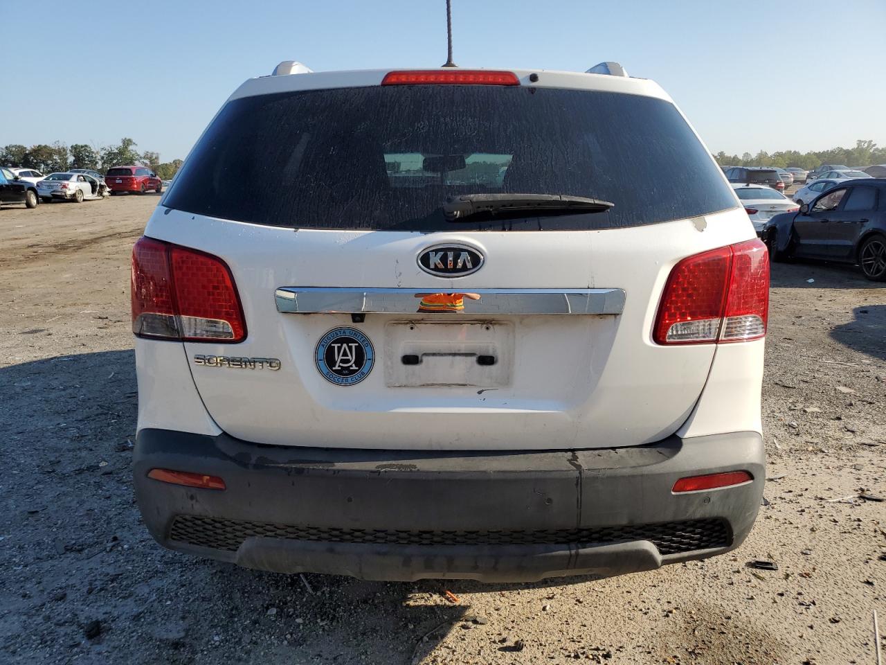 2011 Kia Sorento Base VIN: 5XYKTDA17BG077959 Lot: 81502325