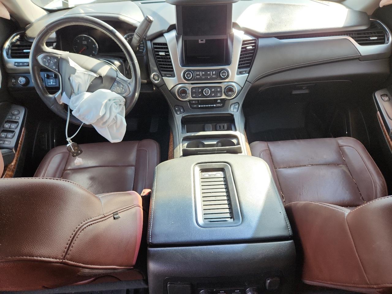 2019 Chevrolet Tahoe K1500 Premier VIN: 1GNSKCKJ3KR264412 Lot: 84055805