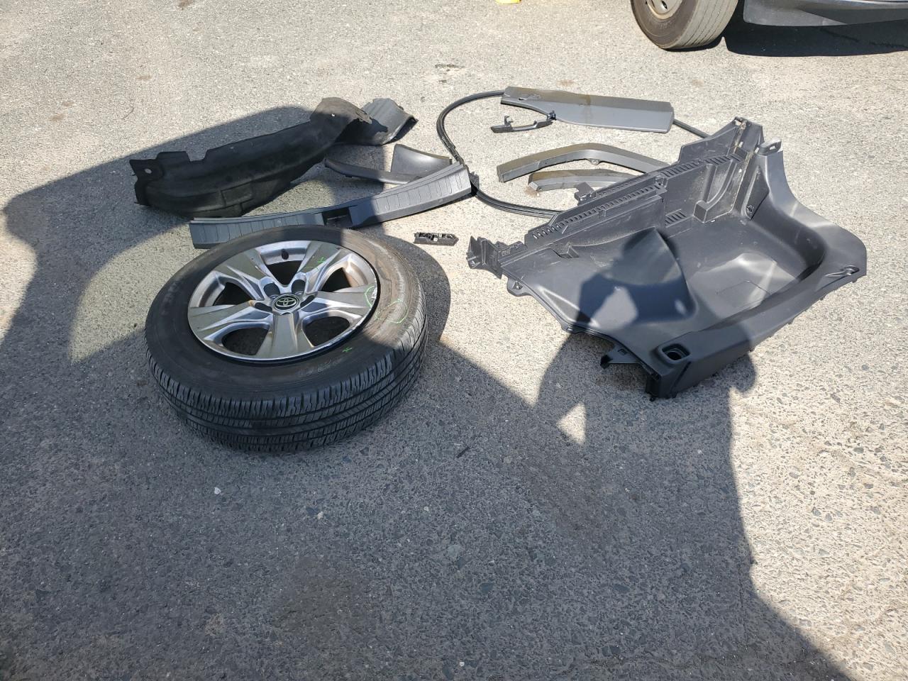 2022 Toyota Rav4 Xle VIN: 2T3P1RFV5NC315707 Lot: 84419005