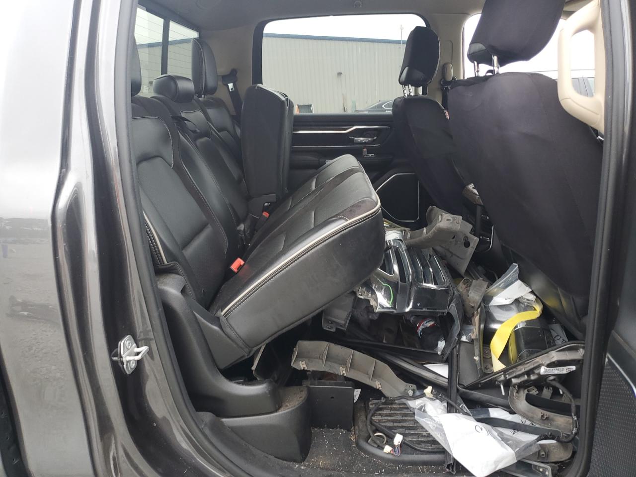 2019 Ram 1500 Laramie VIN: 1C6SRFJT0KN587839 Lot: 81923715