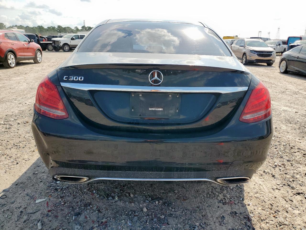 2016 Mercedes-Benz C 300 VIN: 55SWF4JBXGU173745 Lot: 71654675