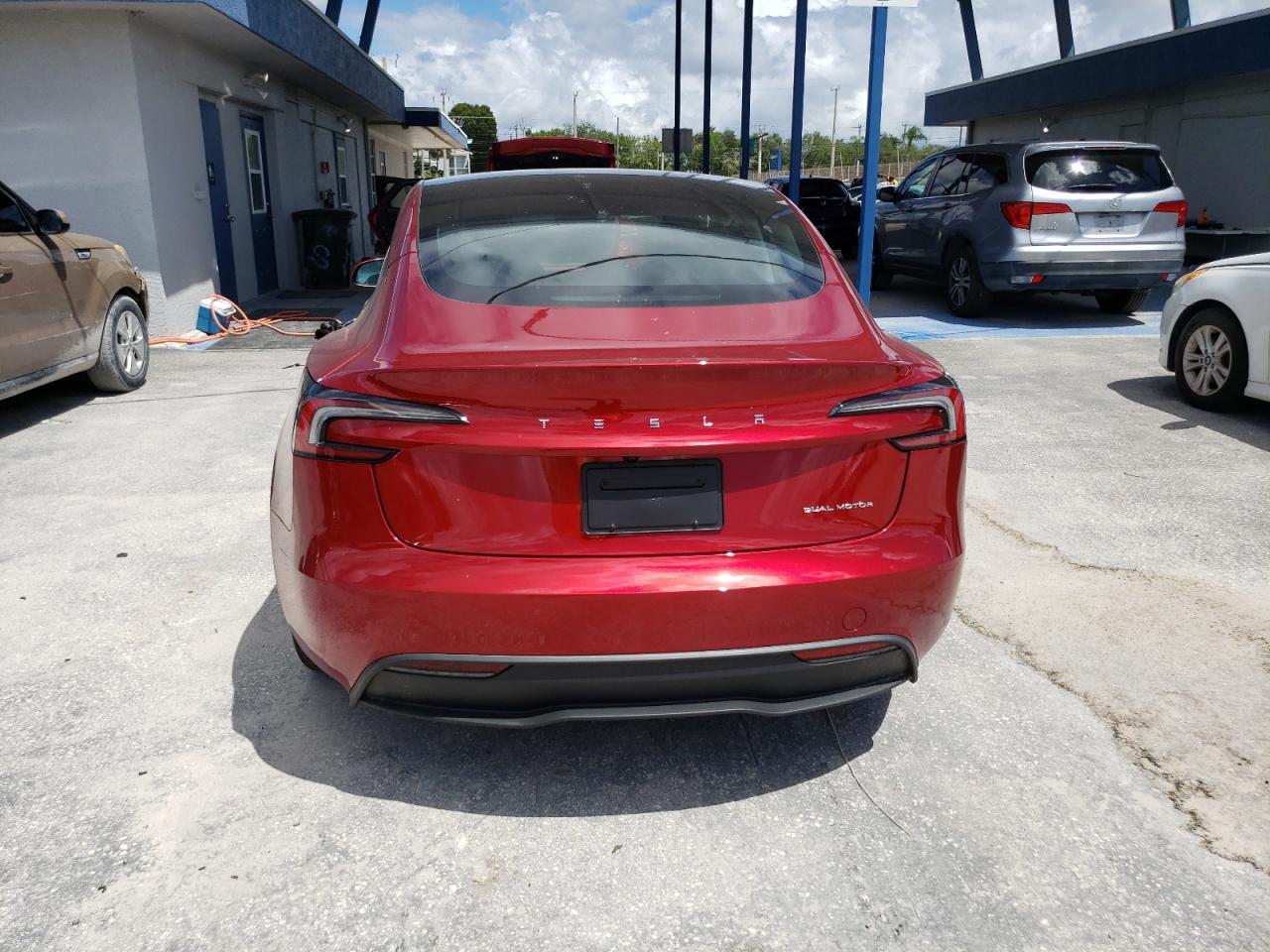 2025 Tesla Model 3 VIN: 5YJ3E1EB4SF904310 Lot: 70870215