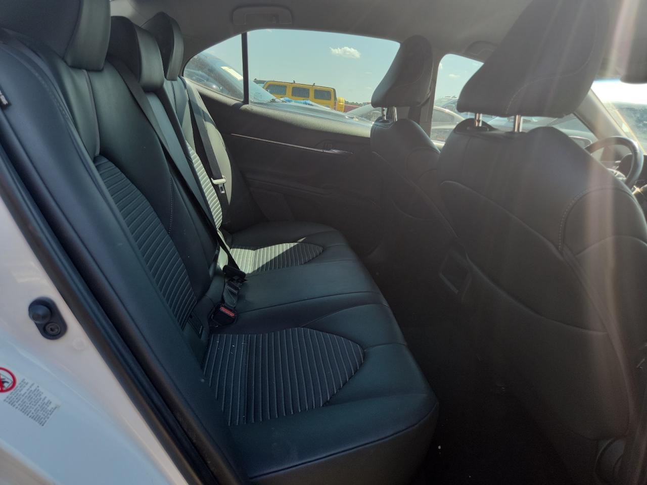 2018 Toyota Camry L VIN: 4T1B11HK9JU157923 Lot: 71682035