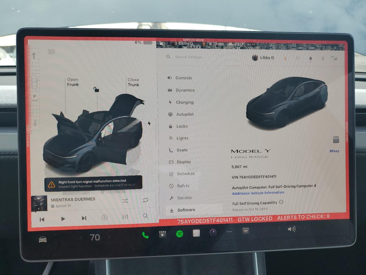 2026 Tesla Model Y VIN: 7SAYGDED5TF401411 Lot: 81102665