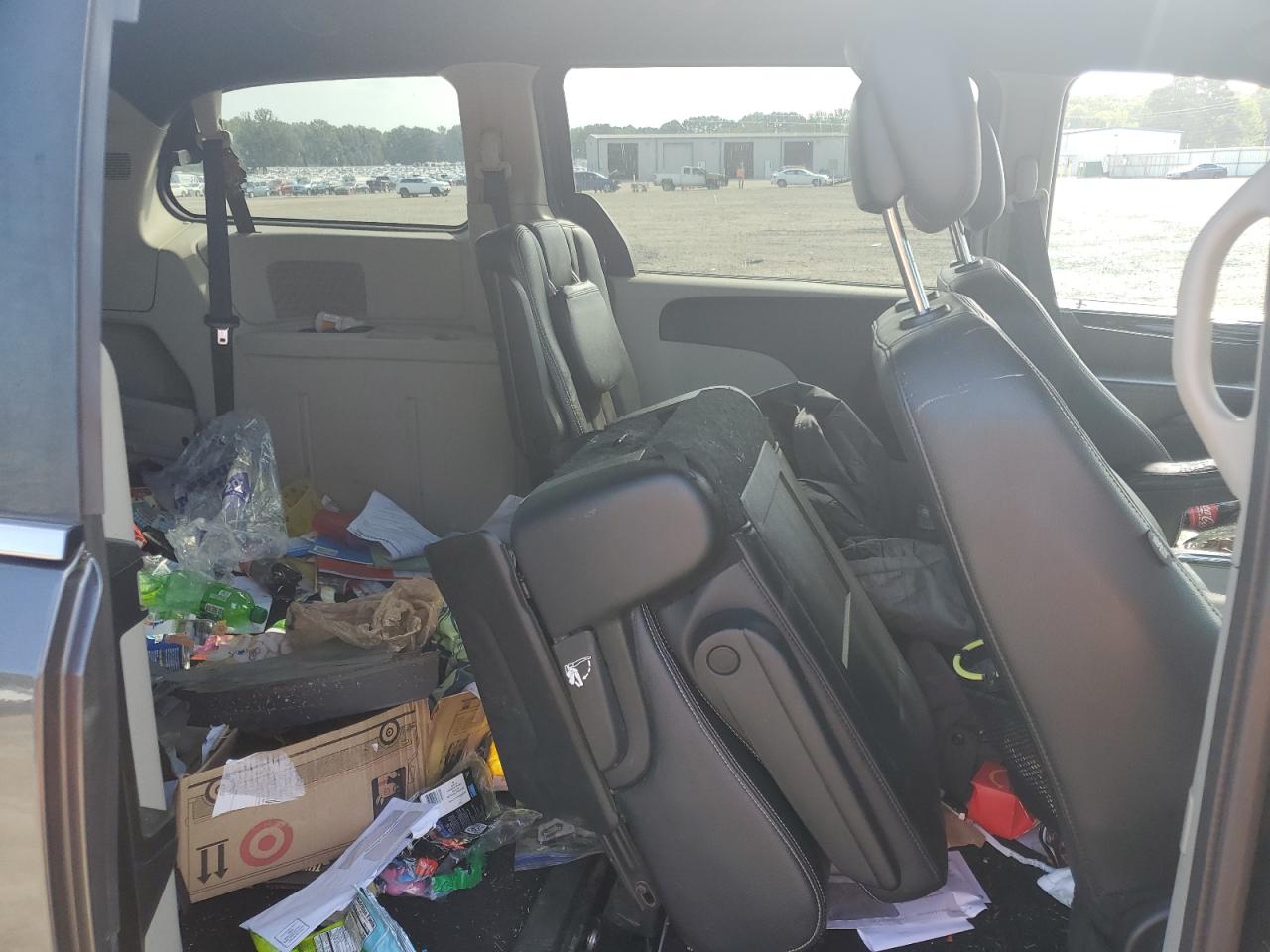 2017 Dodge Grand Caravan Sxt VIN: 2C4RDGCG0HR677483 Lot: 71184695