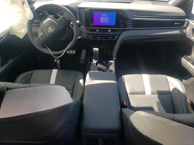  TOYOTA CAMRY 2025 Белы