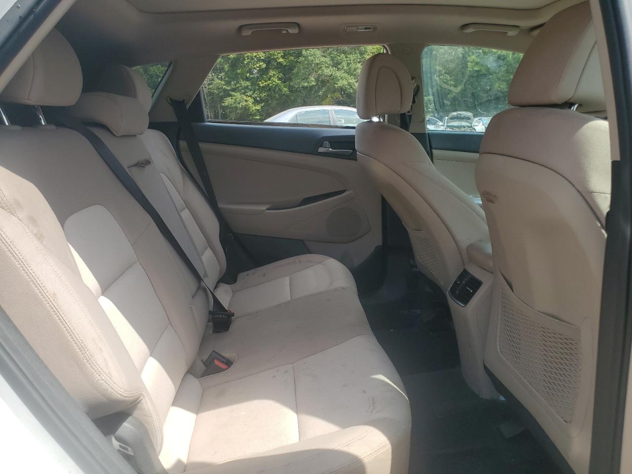 2018 Hyundai Tucson Value VIN: KM8J33A22JU654467 Lot: 71805995