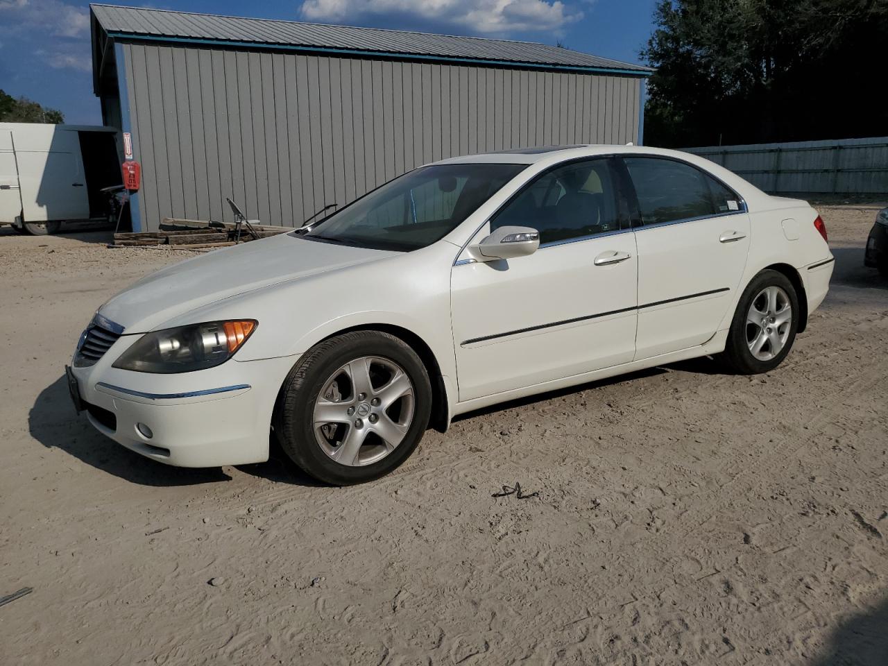 ACURA RL 2006. Lot# 81017975. VIN JH4KB16556C009648. Photo 1
