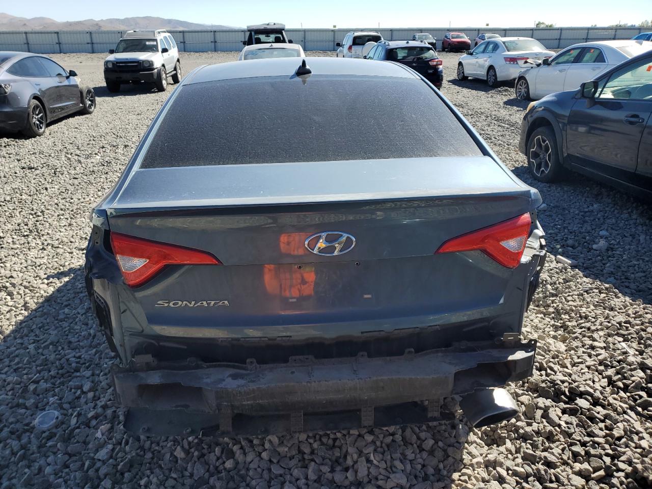 2016 Hyundai Sonata Se VIN: 5NPE24AF5GH305856 Lot: 81340595