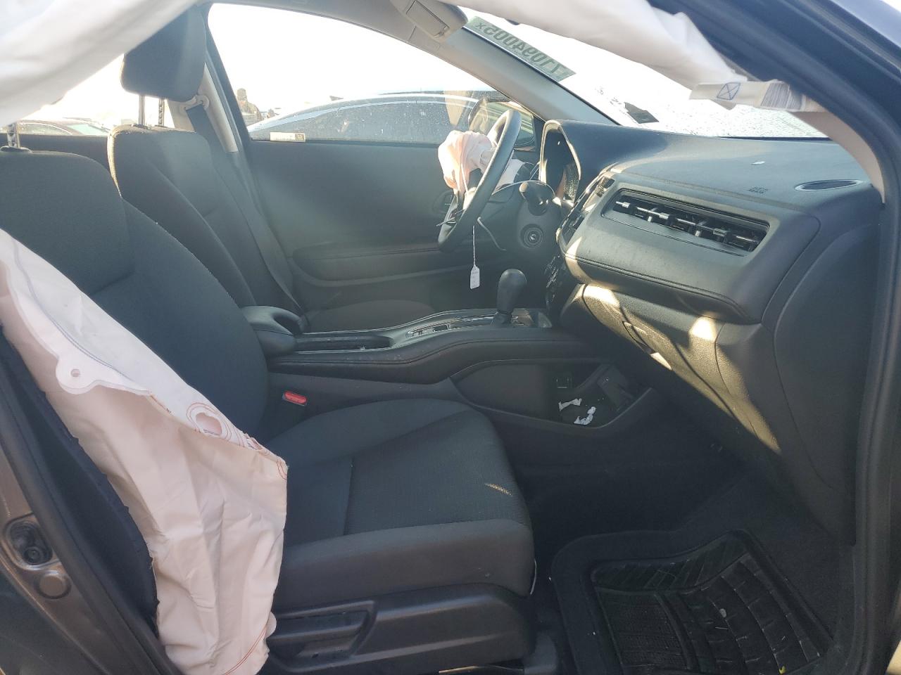 2020 Honda Hr-V Lx VIN: 3CZRU6H34LM738361 Lot: 71094005