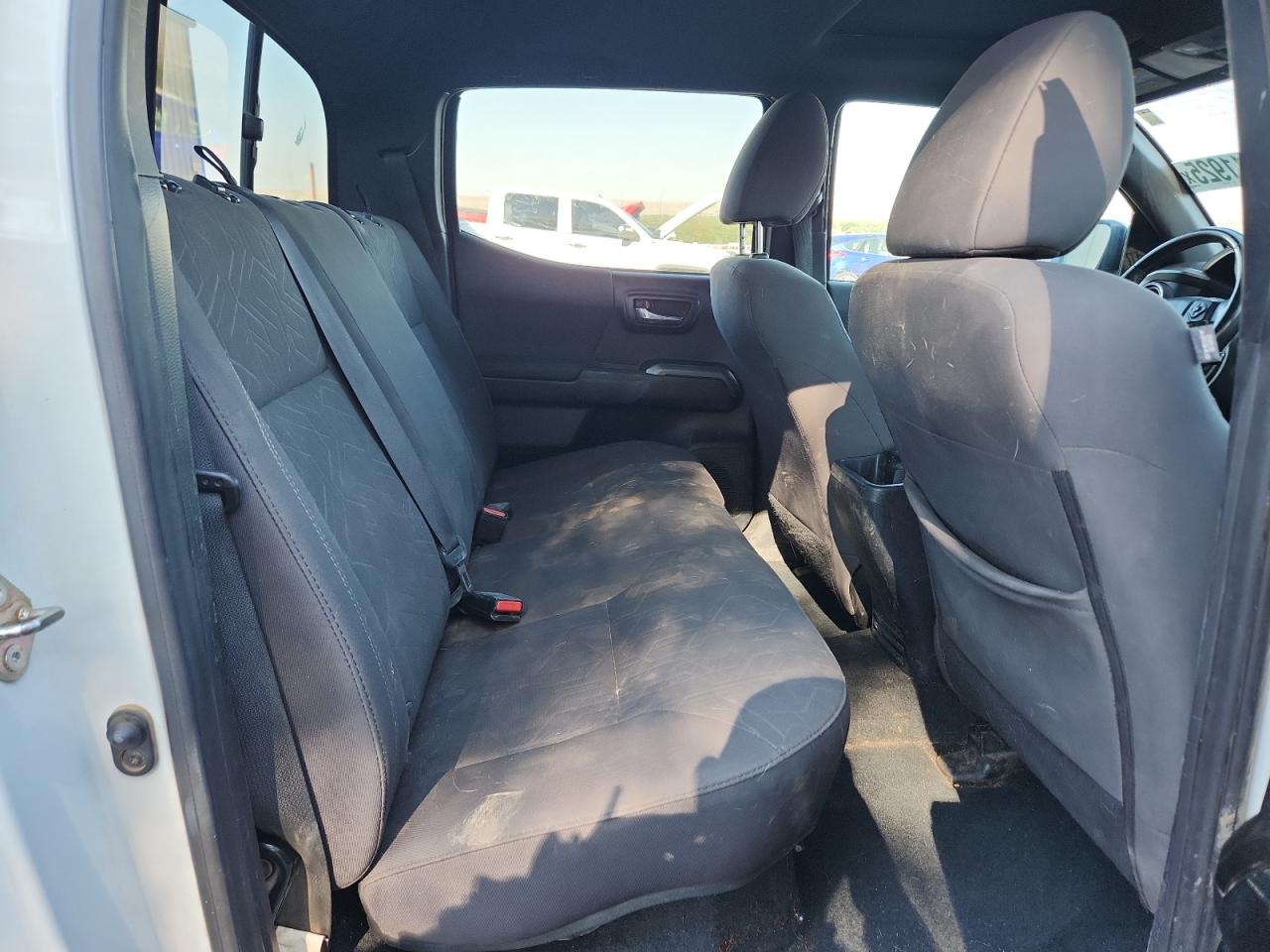 2016 Toyota Tacoma Double Cab VIN: 5TFDZ5BN8GX012136 Lot: 80111925