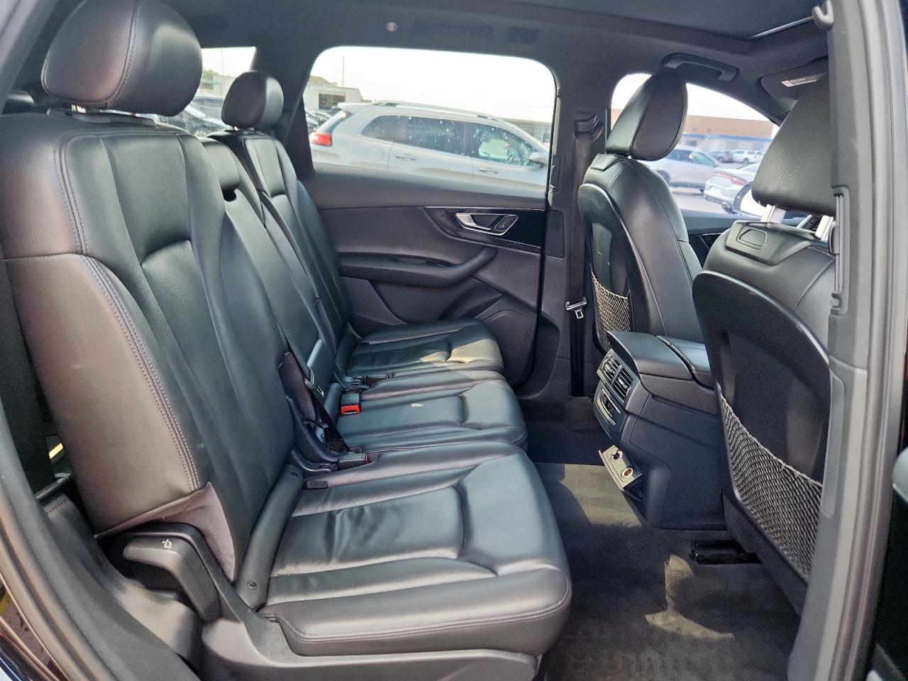 2017 Audi Q7 Premium VIN: WA1AAAF74HD005762 Lot: 84458175