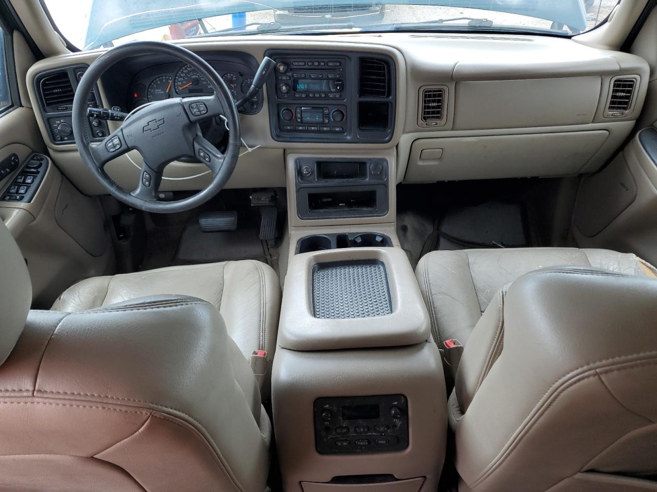 2004 Chevrolet Tahoe K1500 VIN: 1GNEK13Z44R310676 Lot: 84436695