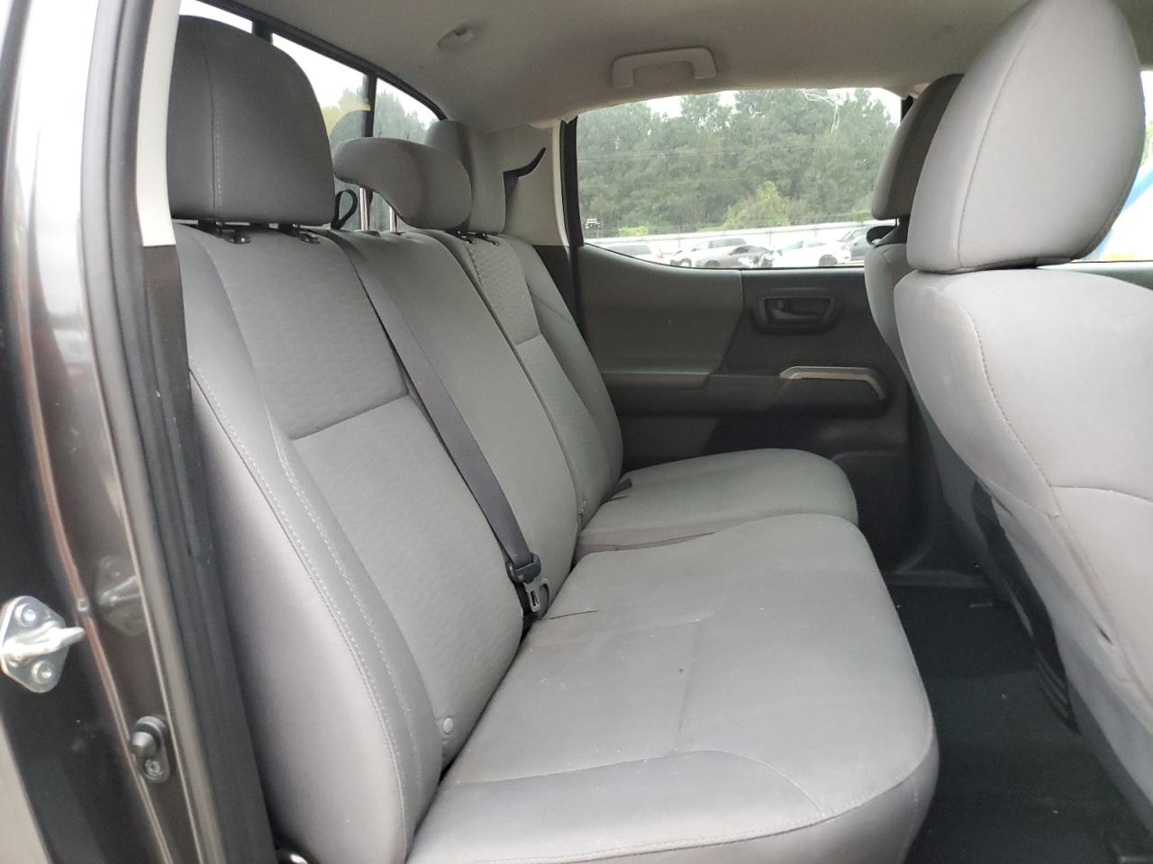 2017 Toyota Tacoma Double Cab VIN: 3TMCZ5AN4HM120564 Lot: 80151925