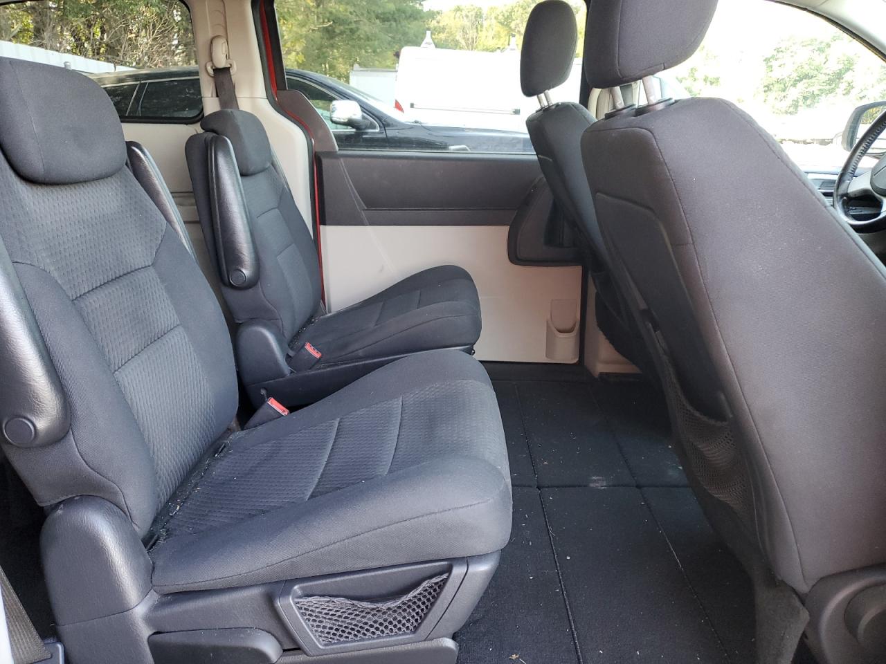 2010 Dodge Grand Caravan Sxt VIN: 2D4RN5D15AR116636 Lot: 82057245