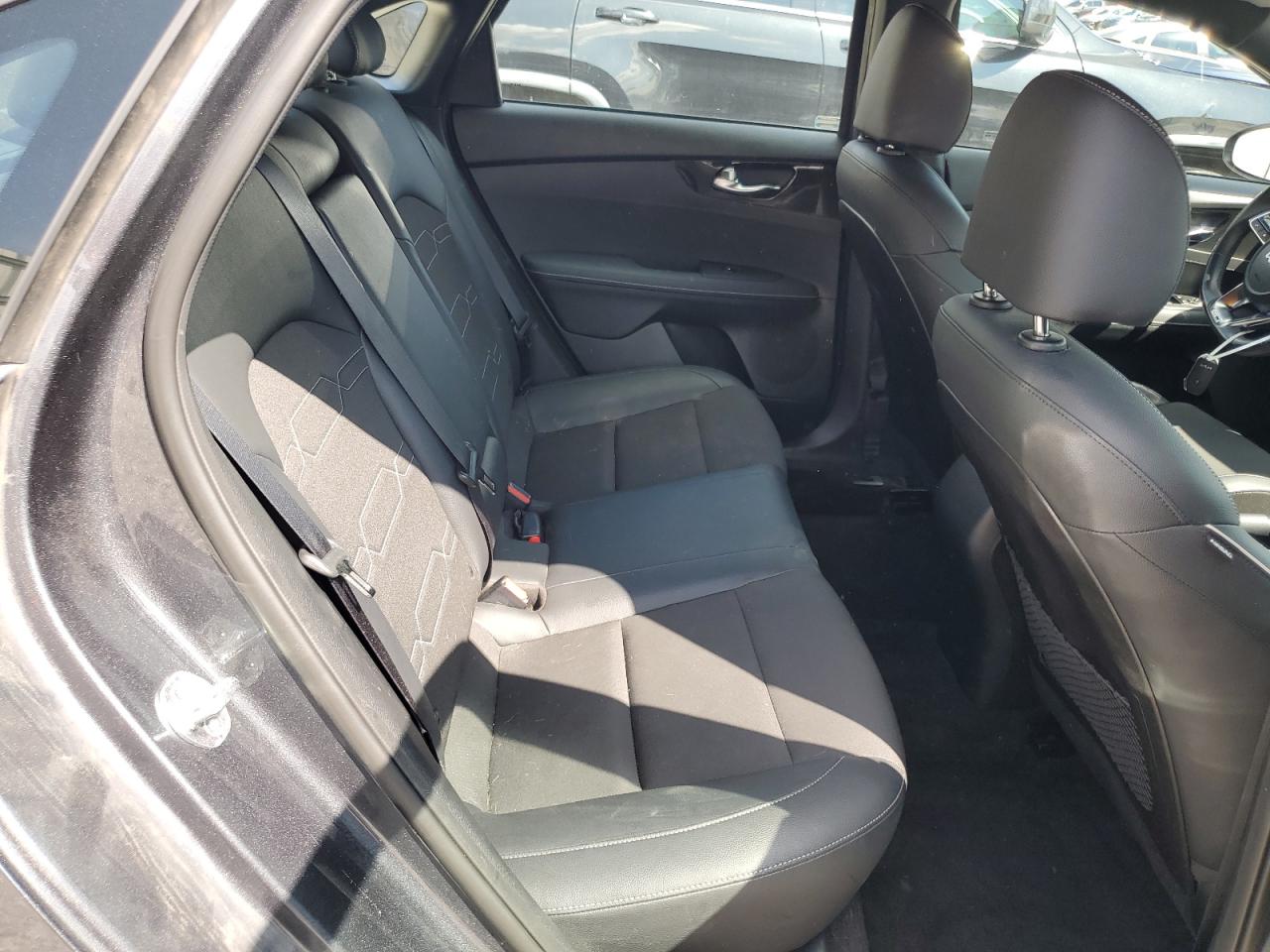 2022 Kia Forte Gt Line VIN: 3KPF54AD5NE477719 Lot: 81864635