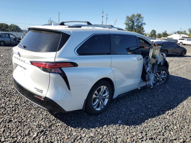  TOYOTA SIENNA 2022 Белы
