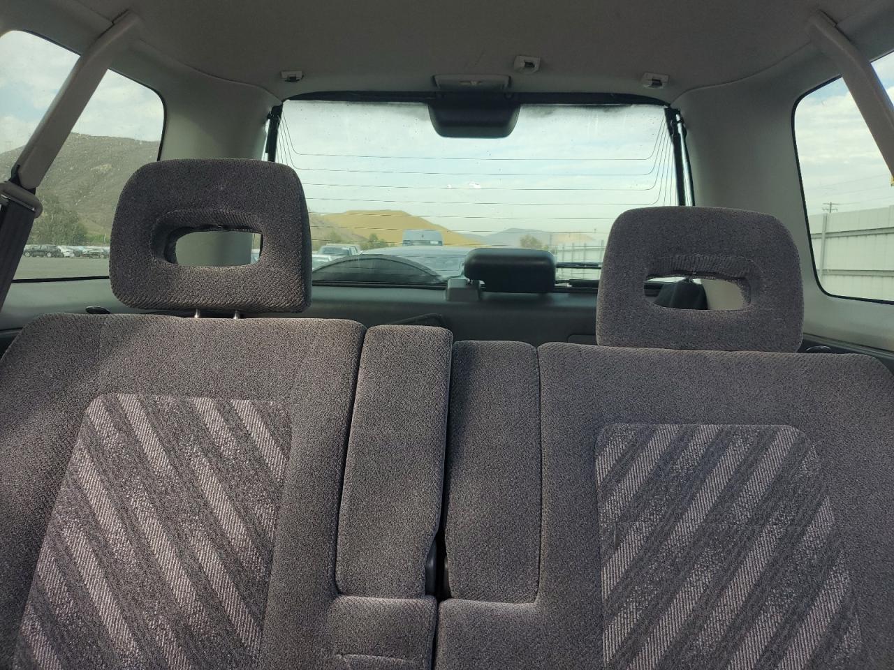 2001 Honda Cr-V Lx VIN: JHLRD28421S002887 Lot: 81334215