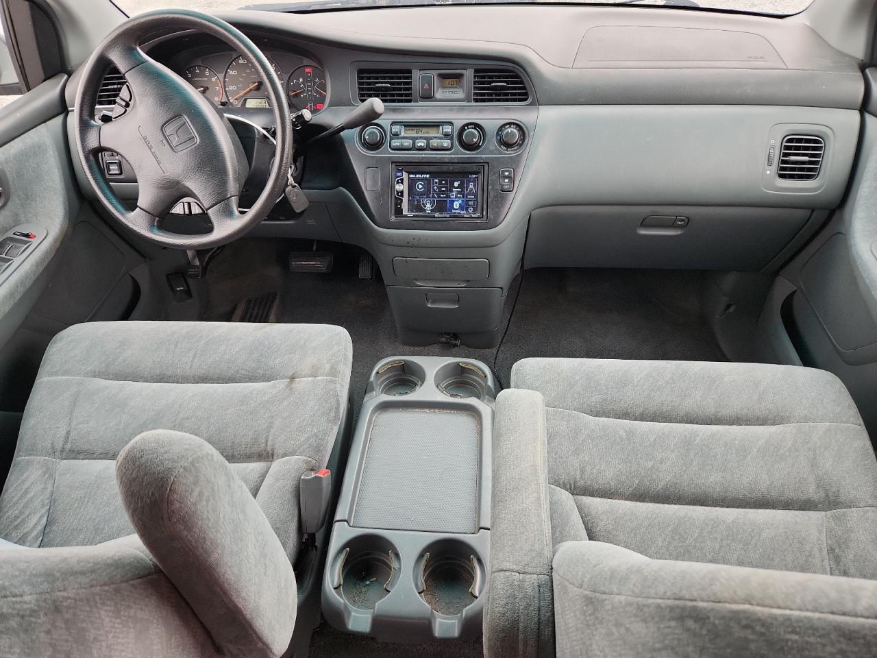 2000 Honda Odyssey Ex VIN: 2HKRL1860YH596769 Lot: 84445255