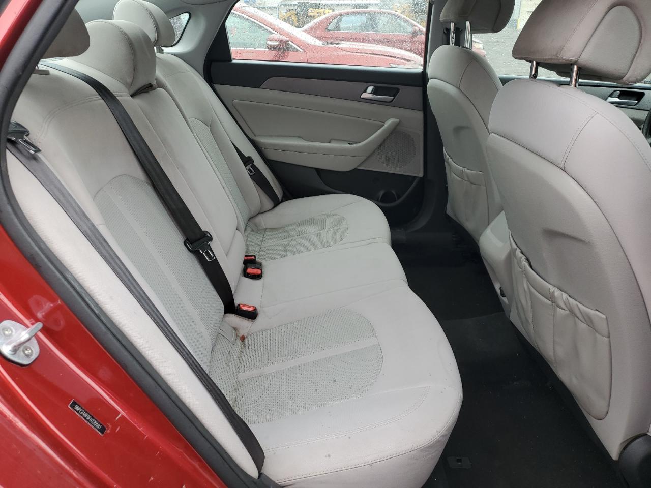 2015 Hyundai Sonata Se VIN: 5NPE24AF0FH220597 Lot: 83983435