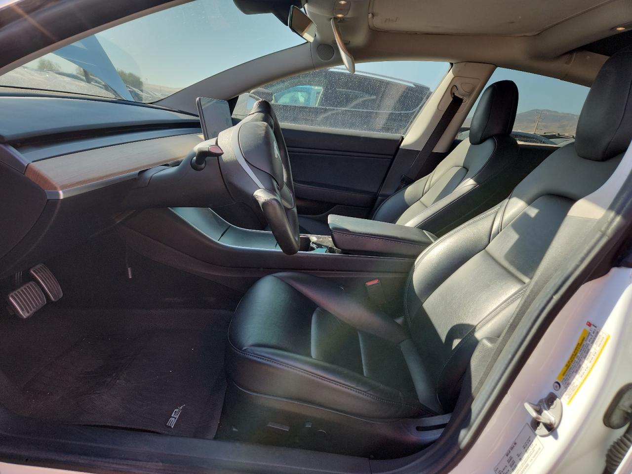 2019 Tesla Model 3 VIN: 5YJ3E1EB7KF429493 Lot: 70009585