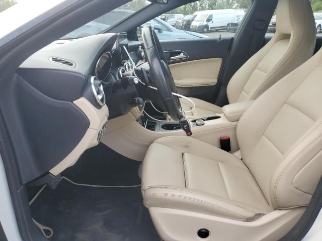  MERCEDES-BENZ CLA-CLASS 2018 Белы