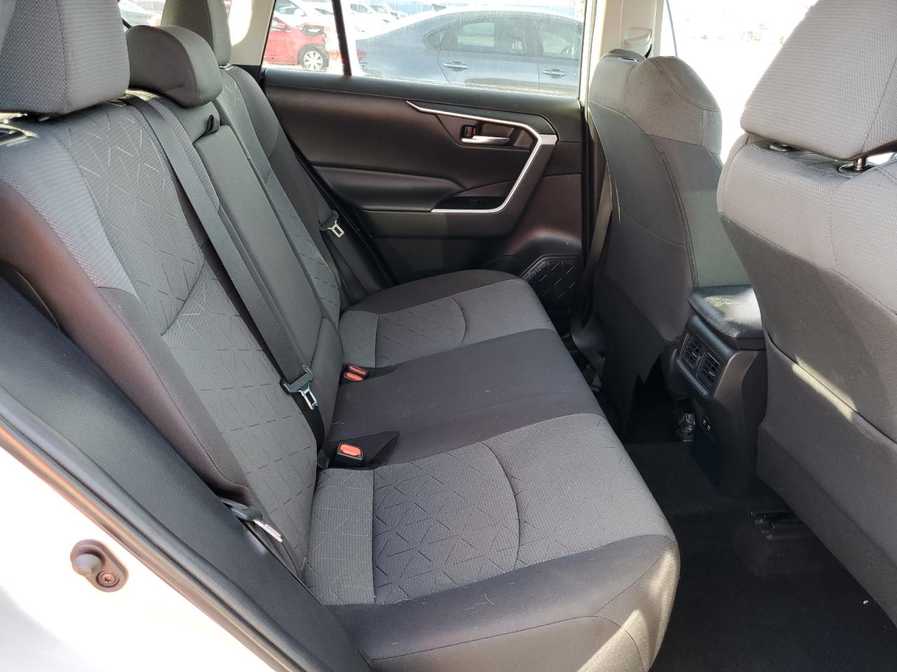 2020 Toyota Rav4 Xle VIN: 2T3W1RFV1LC069134 Lot: 83759405