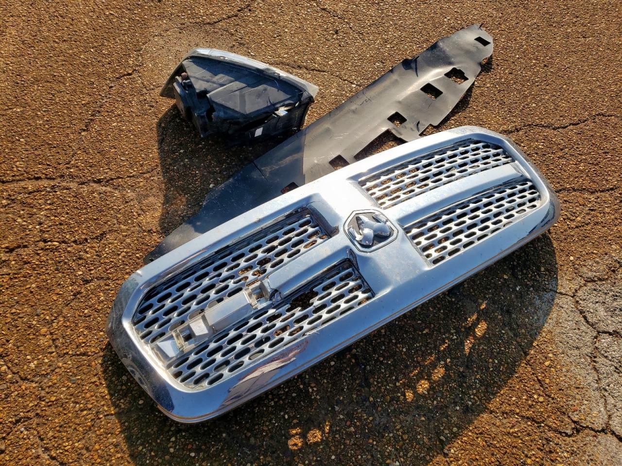 2017 Ram 1500 Laramie VIN: 1C6RR7NT6HS799833 Lot: 72049015