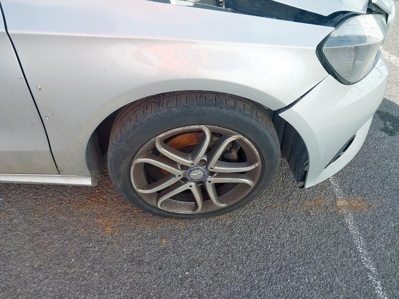 2015 MERCEDES-BENZ A180 BLUEEFFICIENCY SPORT A180 CDI SPORT 5DR