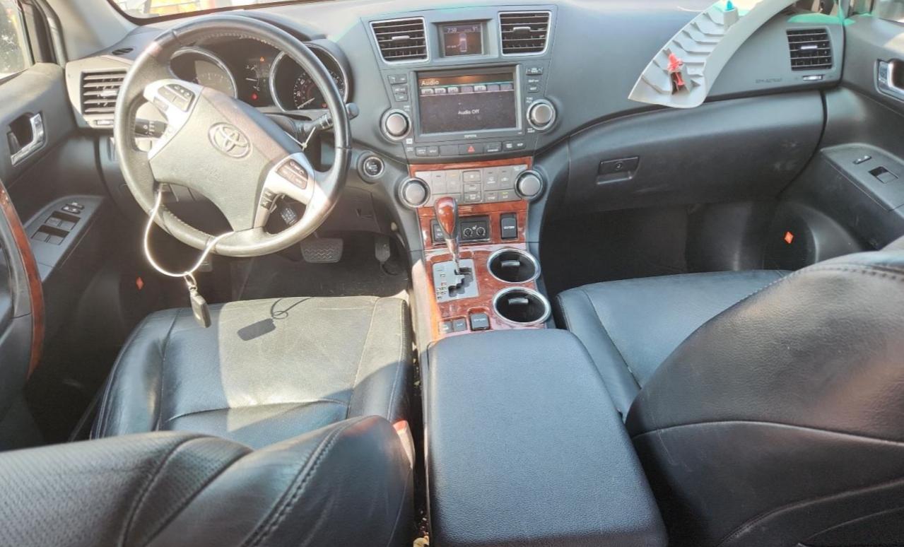 2012 Toyota Highlander Limited VIN: 5TDDK3EH0CS104775 Lot: 80138475