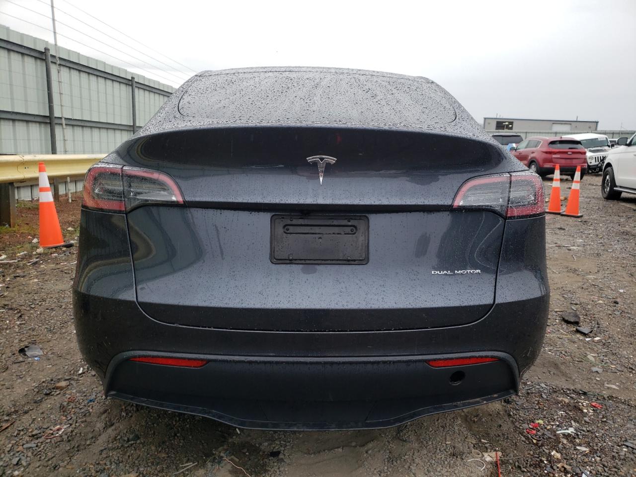 2025 Tesla Model Y VIN: 7SAYGDEEXSA357734 Lot: 80862135
