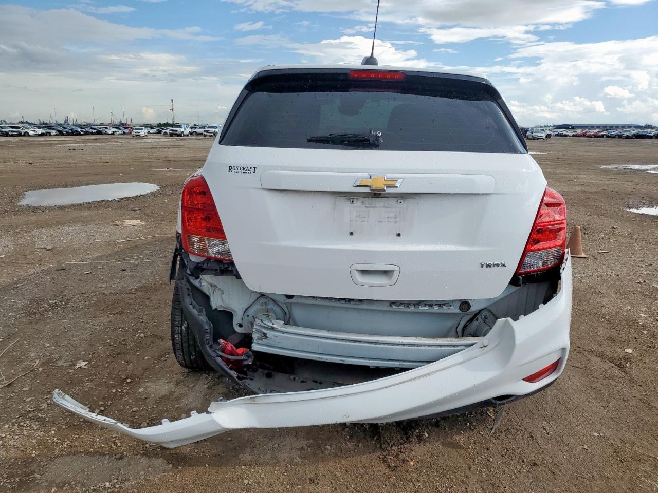 2018 Chevrolet Trax Ls VIN: KL7CJKSB0JB703783 Lot: 83793405