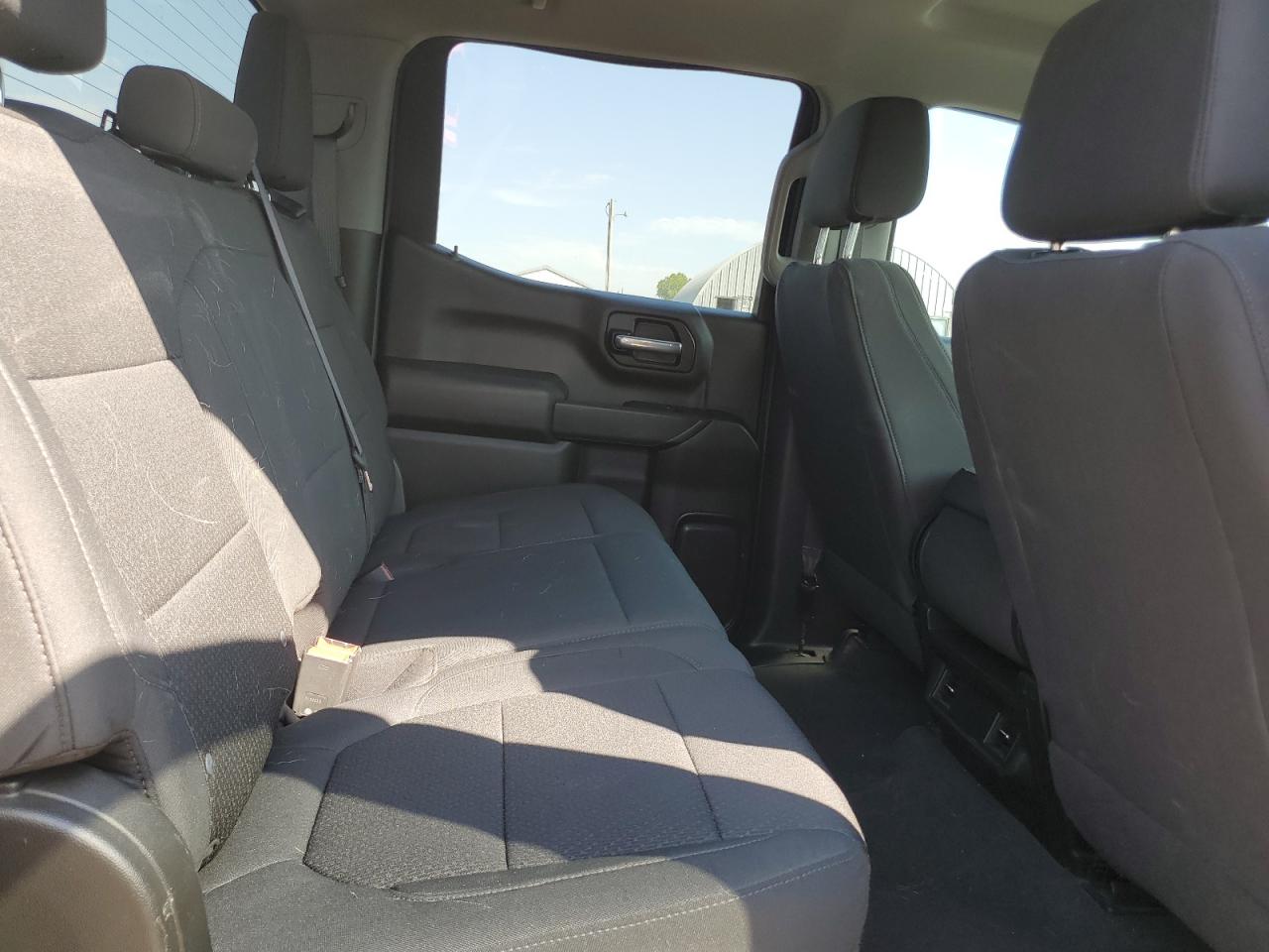 2021 Chevrolet Silverado K1500 Trail Boss Custom VIN: 1GCPYCEF2MZ353640 Lot: 80474095