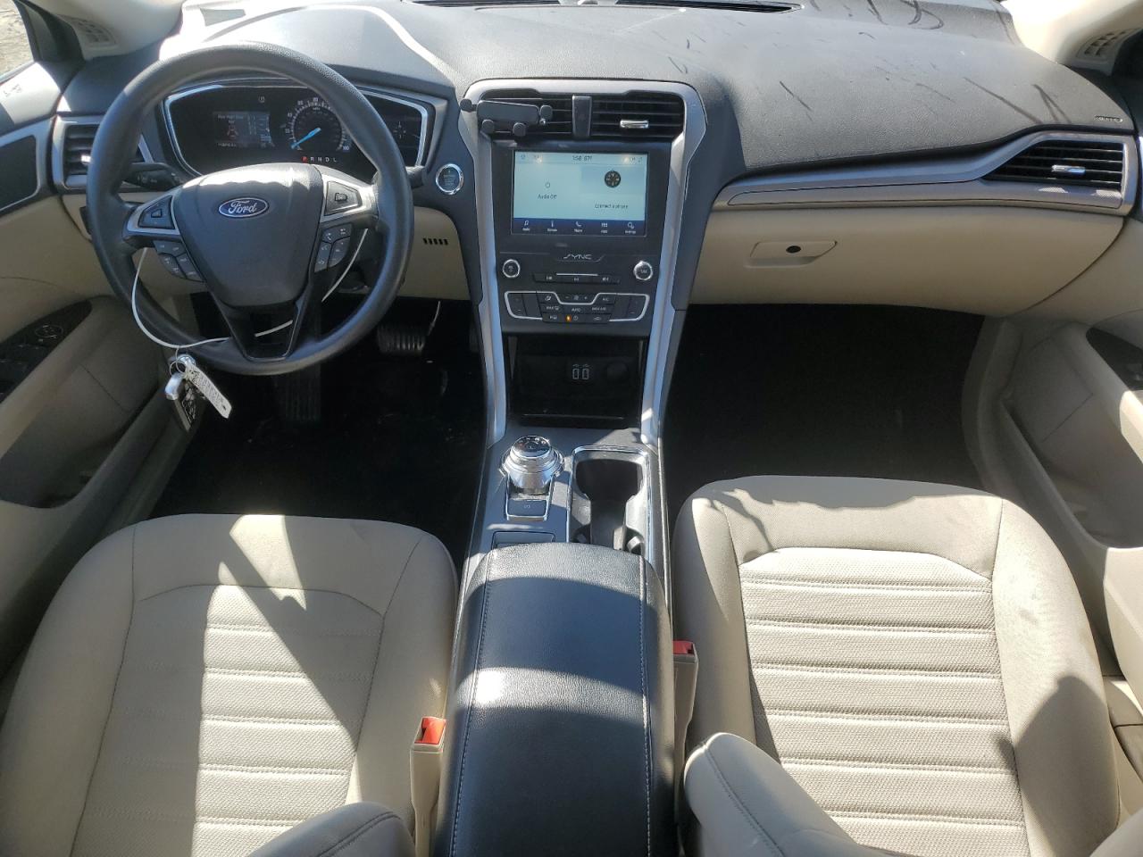 2020 Ford Fusion Se VIN: 3FA6P0HD9LR178142 Lot: 81870135